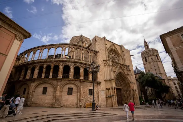 Introverts in Valencia